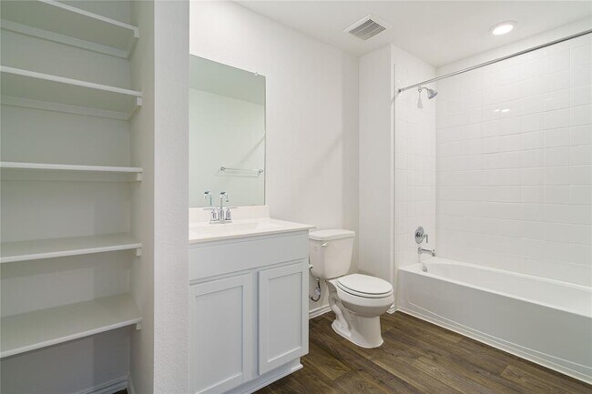 Building Photo - 18512 Cremello Dr