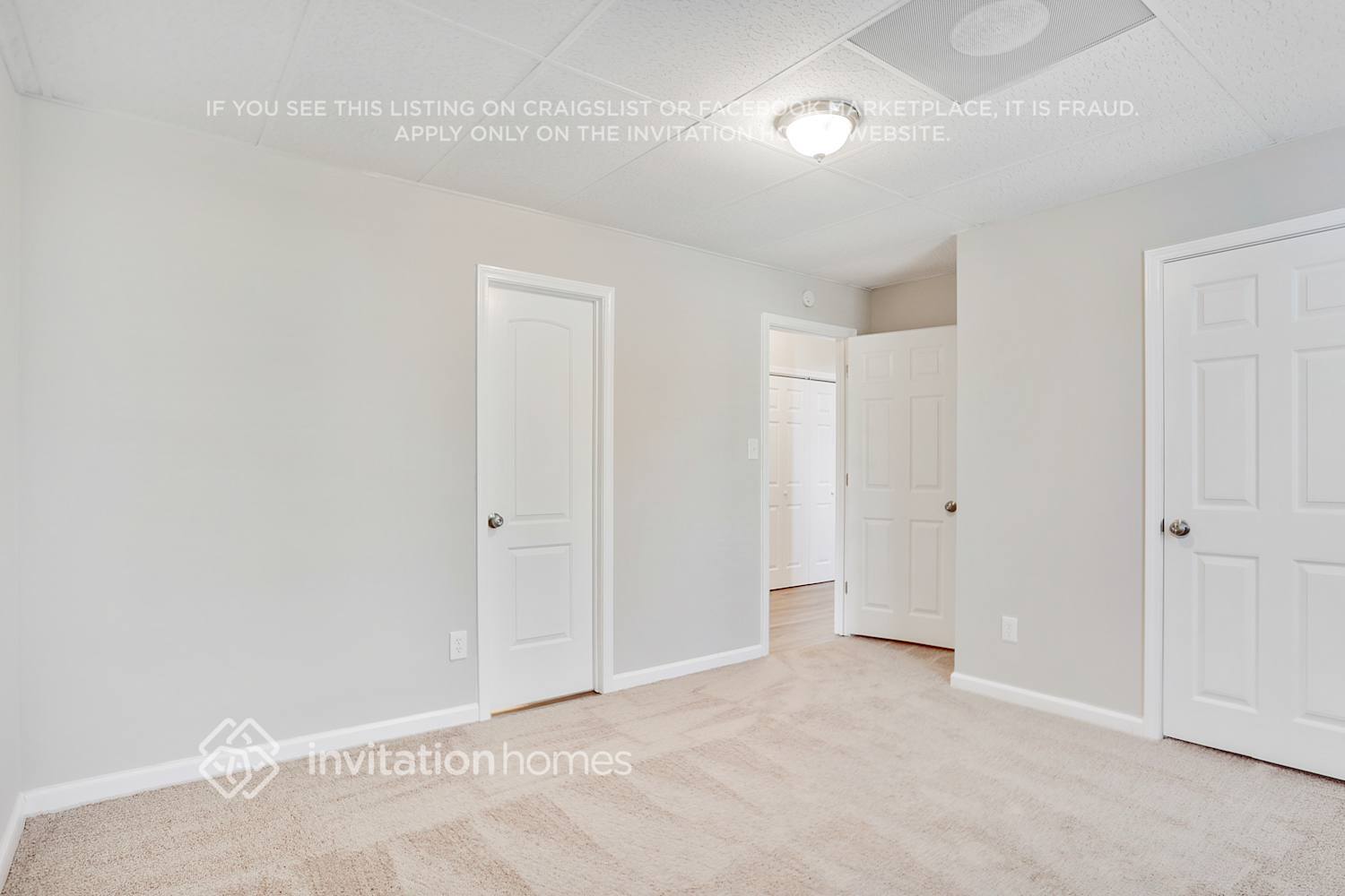 Building Photo - 1520 Jade Cove Dr