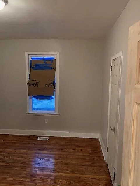 Building Photo - 35-37-37 Irving Ave