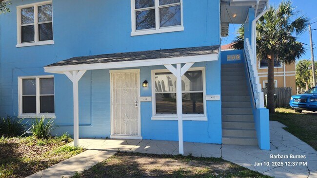 Building Photo - 400-402 S Peninsula Dr