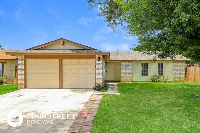 Building Photo - 9387 Valley Bend