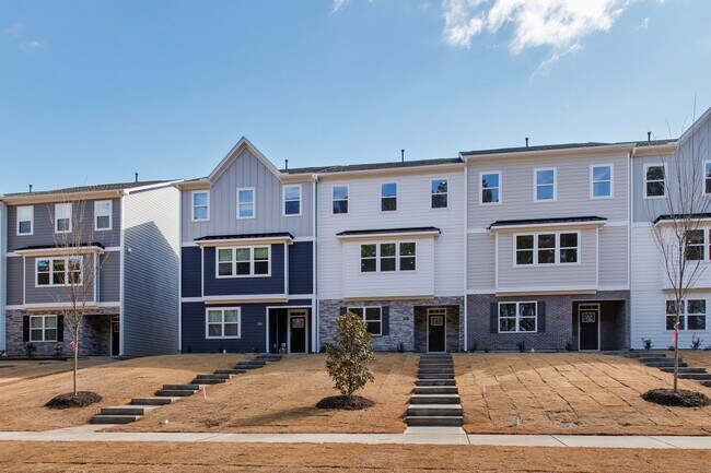 Building Photo - Horton Park Gem: Spacious 4-Bed, 3.5-Bath Townhome