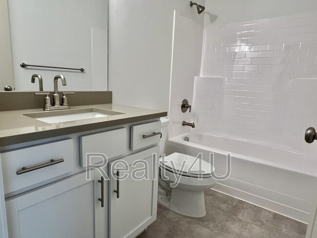 Building Photo - 3553 Hardman Way