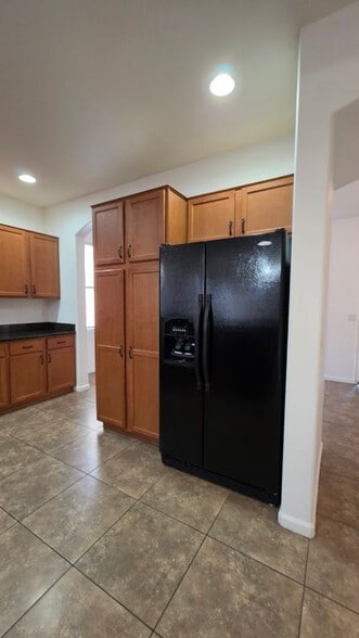 Building Photo - 21742 N Bradford Dr
