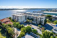 Building Photo - 896 N Federal Hwy