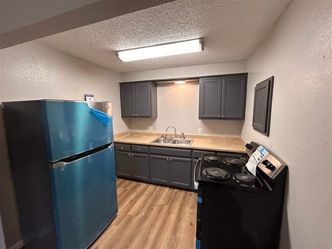 Building Photo - 1314 NW Irwin Ave