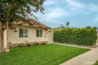 Building Photo - 13932 Wyandotte St