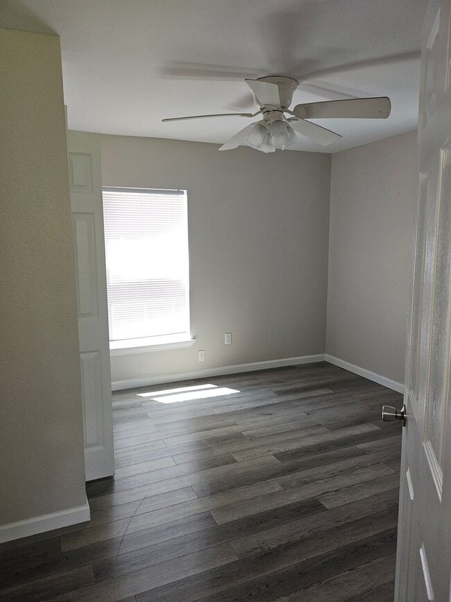 Building Photo - Welcome Home!