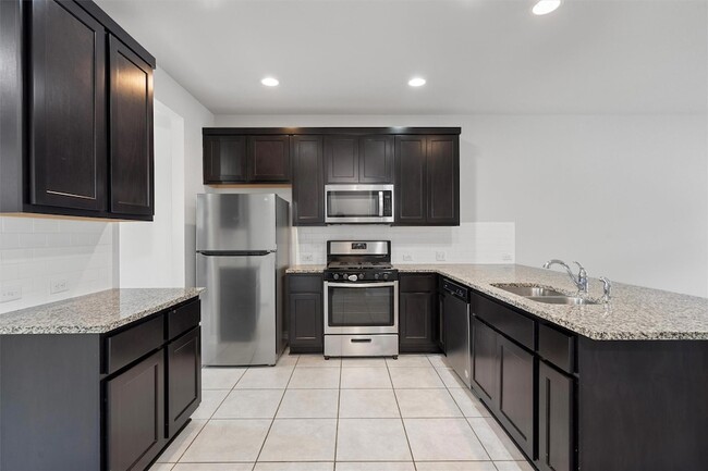 Building Photo - 1805 Artesian Spgs Xing
