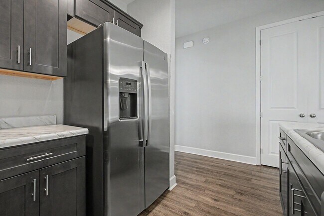 Building Photo - 4482 River Breeze Ln
