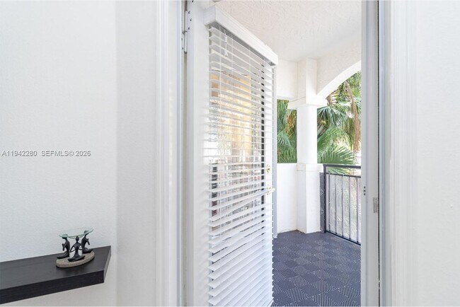 Building Photo - 3165 NE 184th St