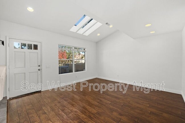 Building Photo - 12614 Carmel Country Rd