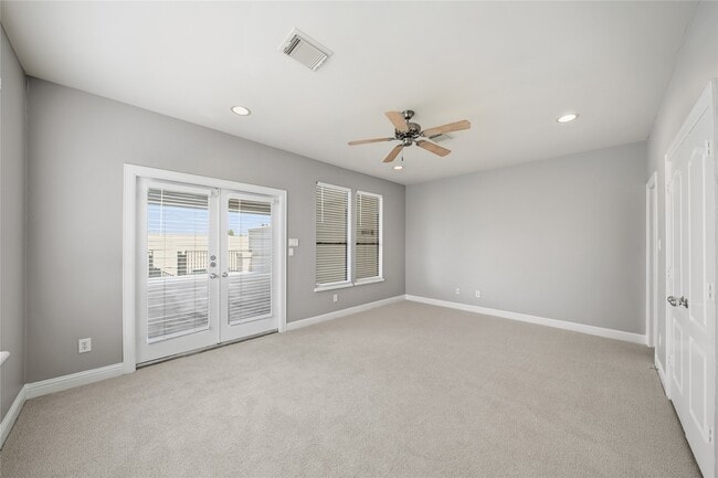 Building Photo - 2304 Albans Rd