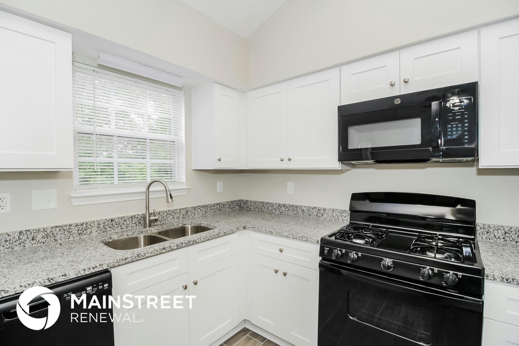Building Photo - 7596 Briar Crest Ct