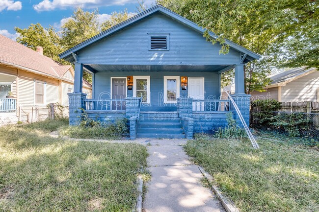 Building Photo - 1204-1206 N Jefferson Ave