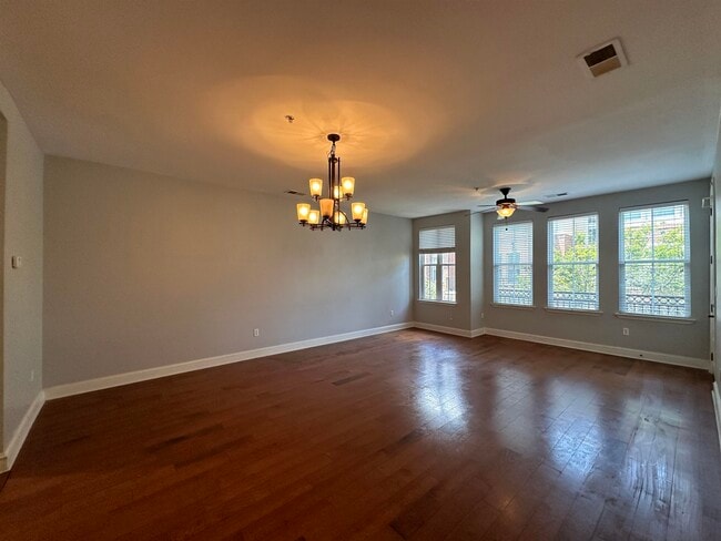 Building Photo - 75 Shoemaker Ct