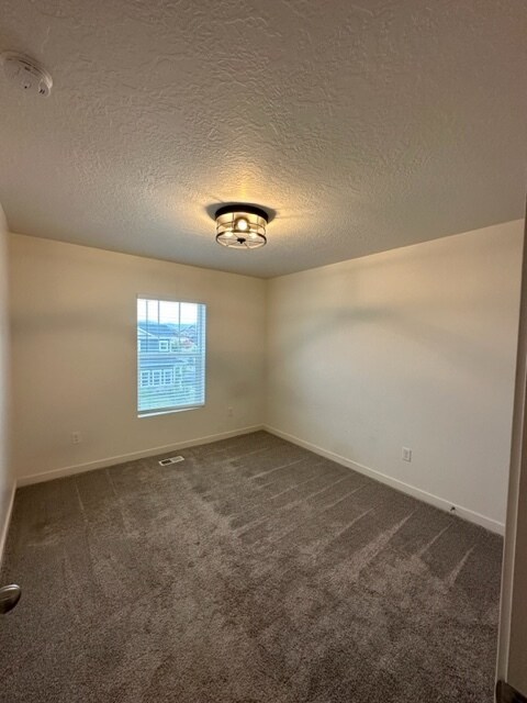 Building Photo - Adorable 4 bedroom Townhome in Lehi