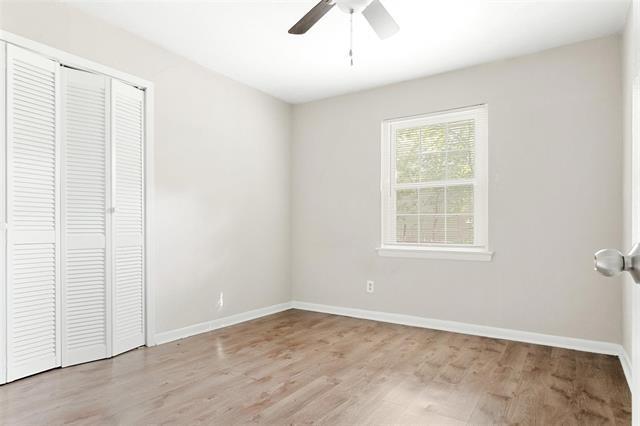 Building Photo - 1320 Longview St