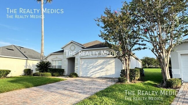 Building Photo - 4802 Cumbrian Lakes Dr