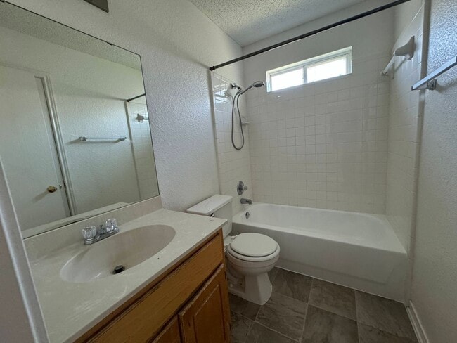 Building Photo - 5903 Medina Dr