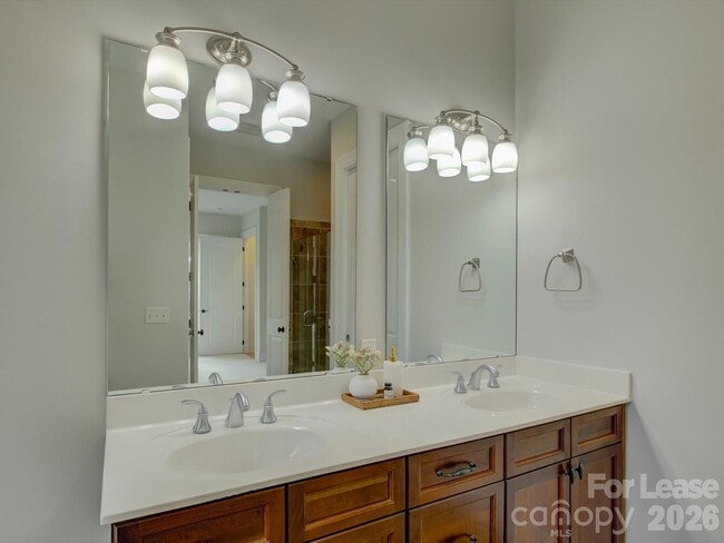 Building Photo - 3278 Park Rd