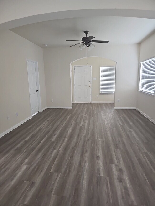 Building Photo - 21735 Mossy Field Ln
