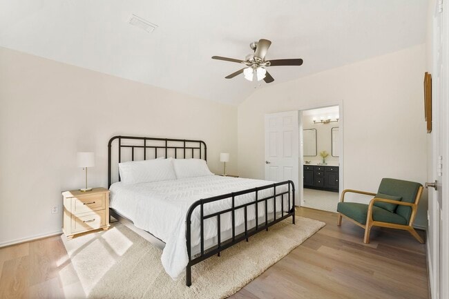 Building Photo - 22015 Bronze Leaf Dr