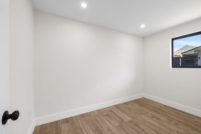 Building Photo - 1522 NW 41st St