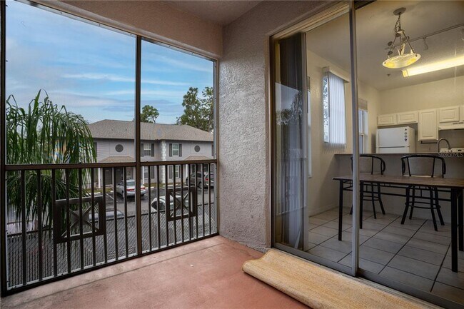 Building Photo - 5011 Sunridge Palms Dr