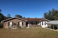 Building Photo - 12 Forest Hill Dr
