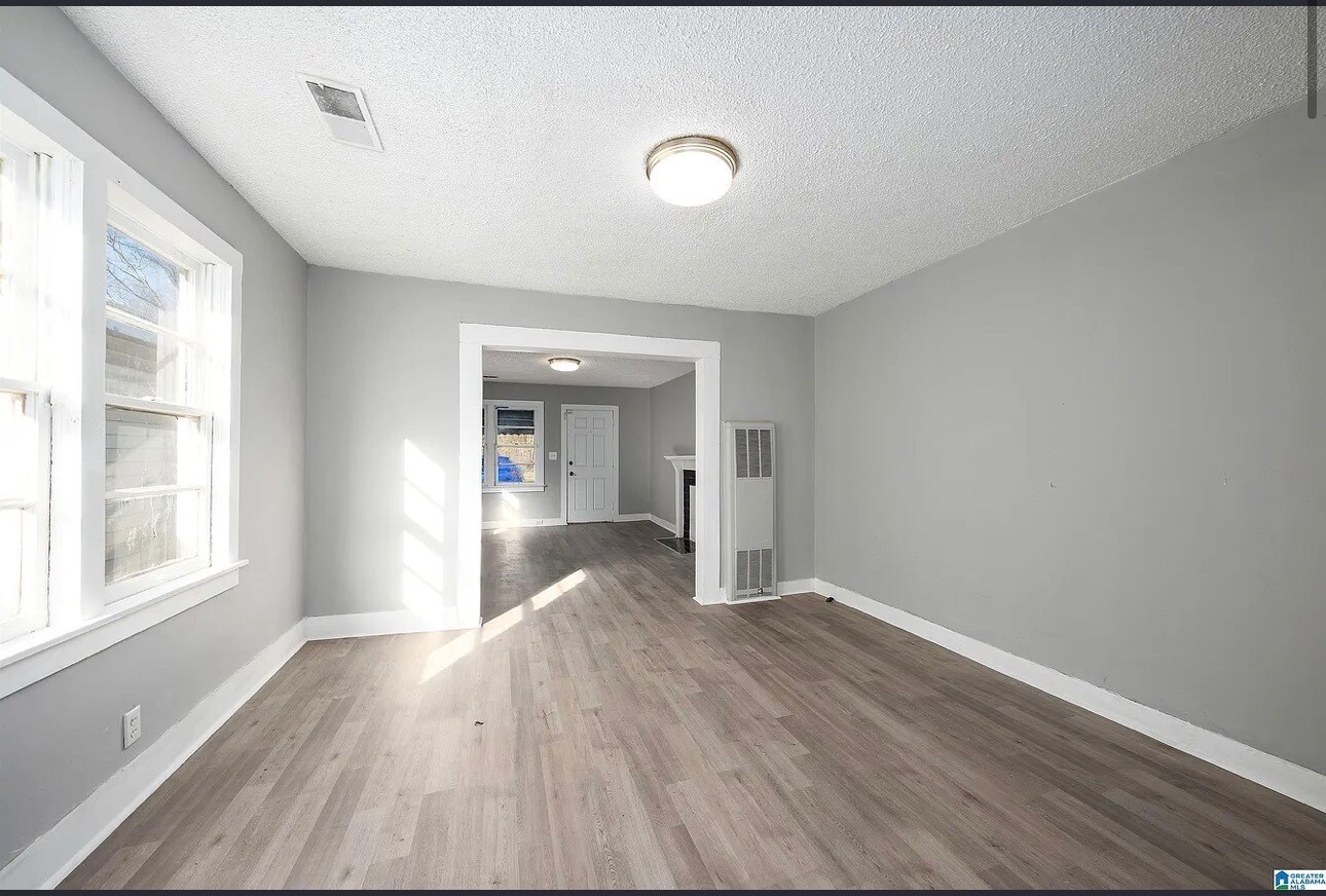 Building Photo - 1825 18th St Ensley