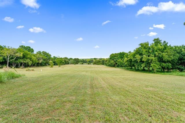 Building Photo - 8542 Meadowbrook Dr