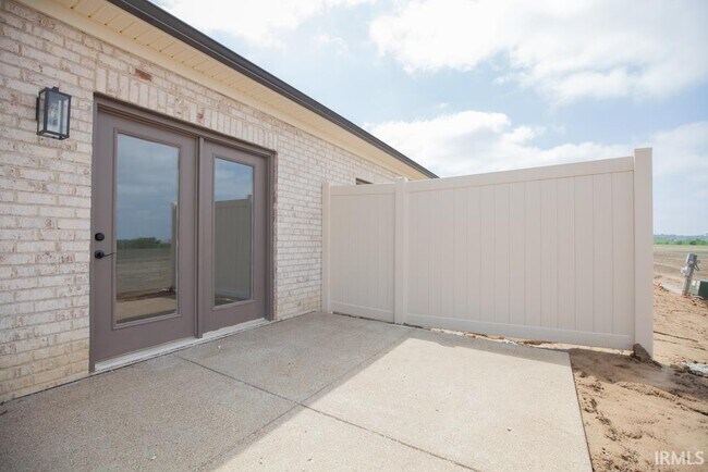 Building Photo - 3018 White Oak Trl
