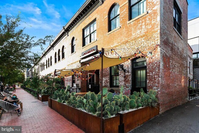 Building Photo - 57 N St NW