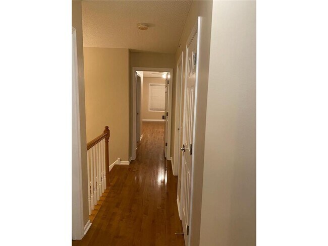 Building Photo - 5030 Archer Ln N