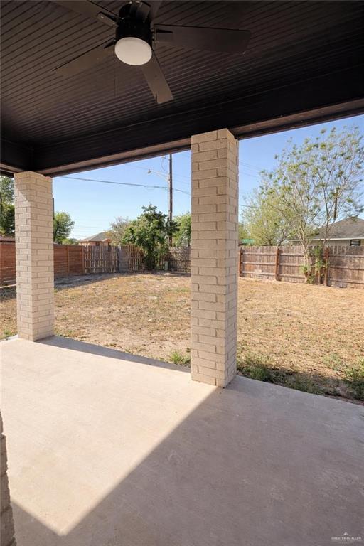 Building Photo - 24 Los Pinos Ln