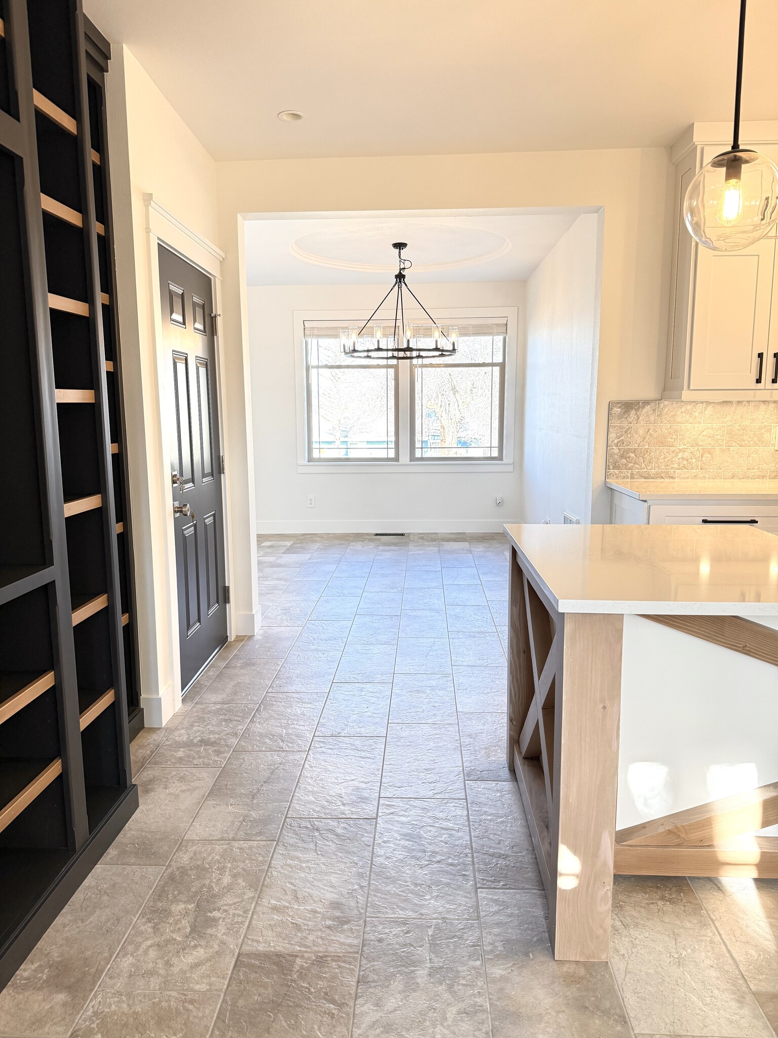 Kitchen looking into dining - 24 Ash St N
