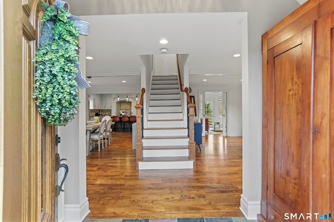 Building Photo - 1939 Bronson Rd