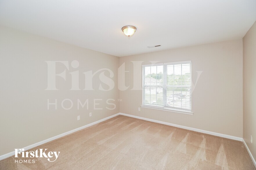 Building Photo - 13510 Delstone Dr