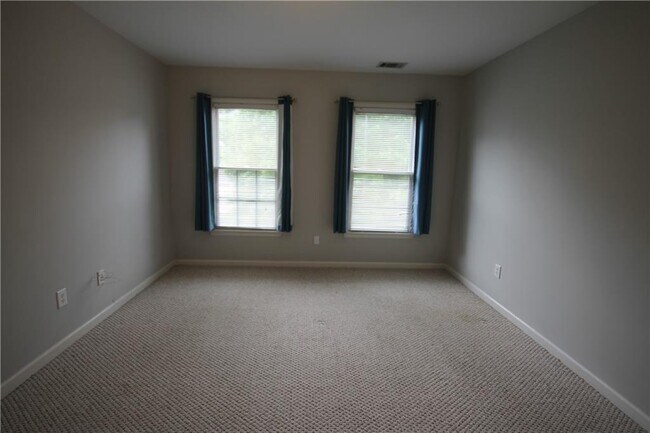 Building Photo - 1581 Oak Park Cove