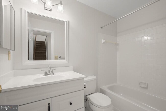 Building Photo - 7758 Mayfair Cir