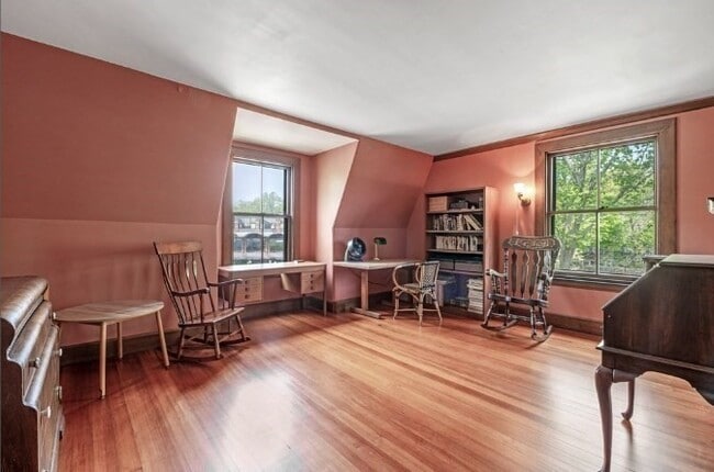 Building Photo - 3 Philbrick Rd