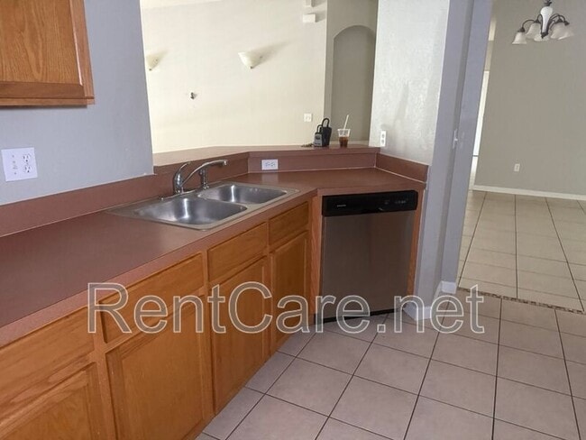 Building Photo - 3025 Greystone Loop