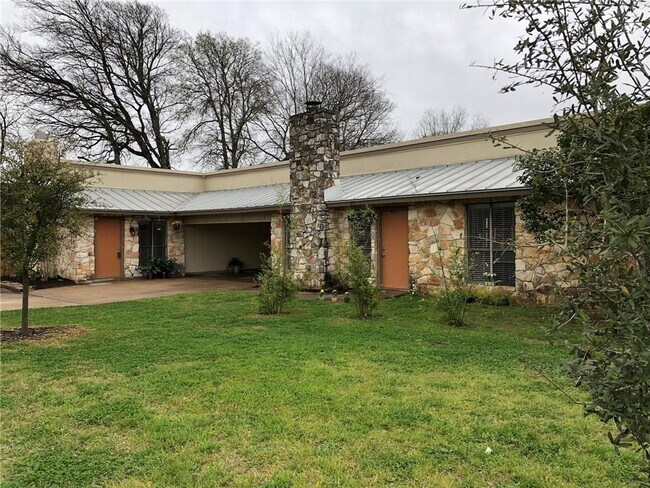 Building Photo - 2008 Conestoga Trail