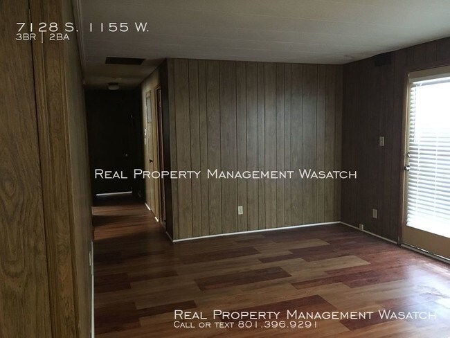 Building Photo - 3 Bedroom Mobile Home in West Jordan
