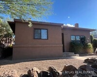 Building Photo - 810 E 9th St