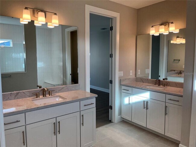 Building Photo - 3012 Polaris Dr