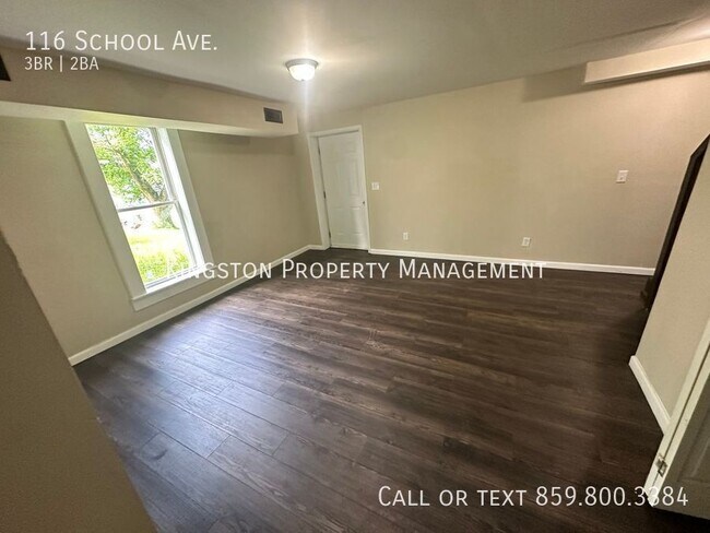 Building Photo - 116 School Ave