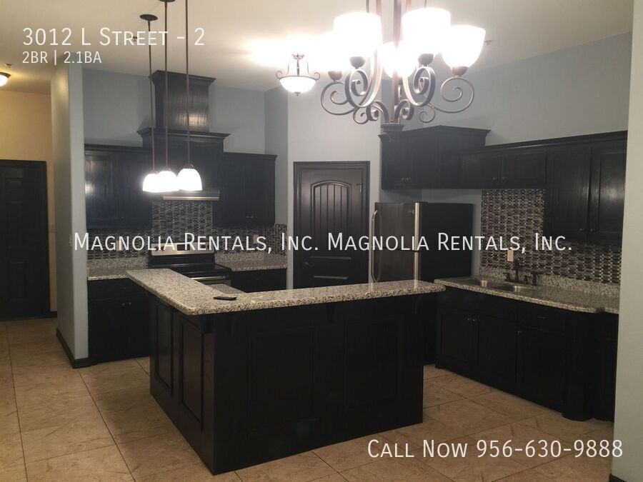 Building Photo - 3012 S L St