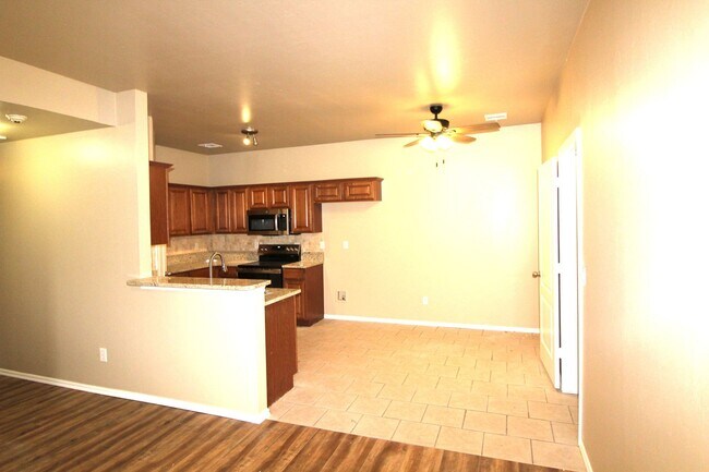 Building Photo - 4508 SE 77th St